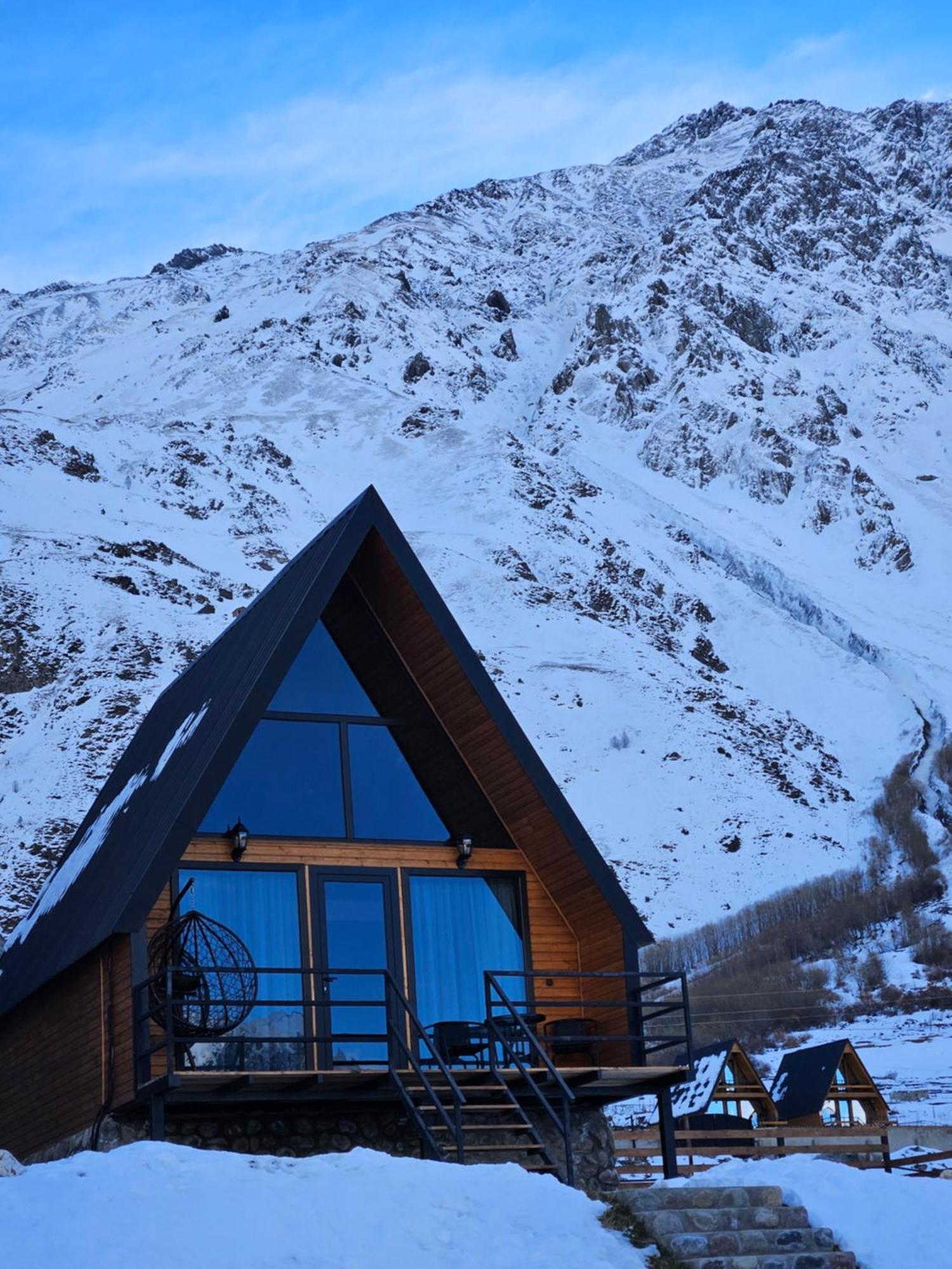 Appartement Misty Rocks Kazbegi Extérieur photo